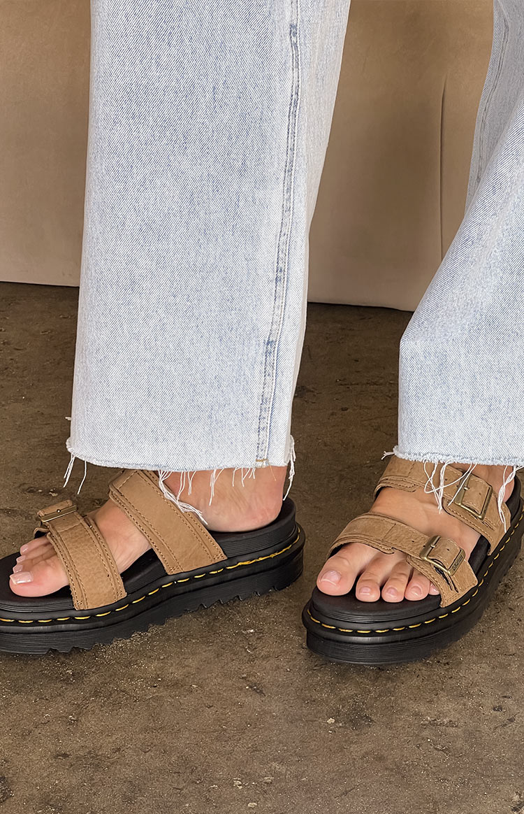 HOT Dr Martens Sandals Fashion Myles Dr Martens Shoes