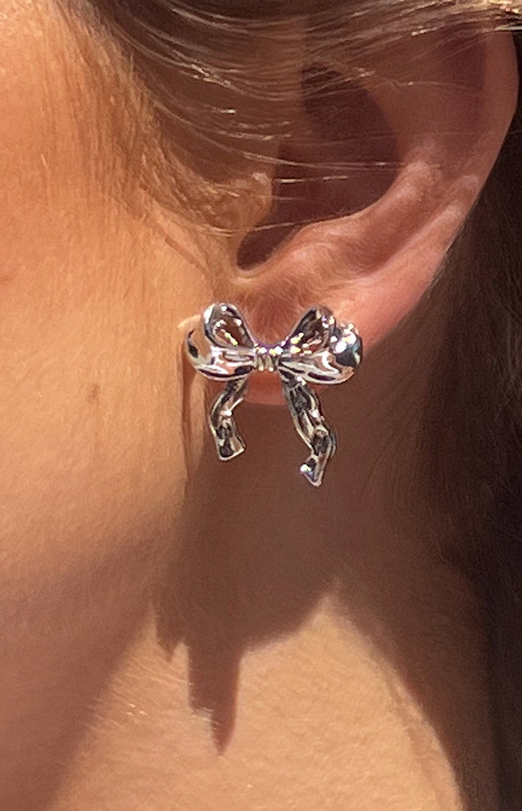 Calista Silver Bow Earrings Image
