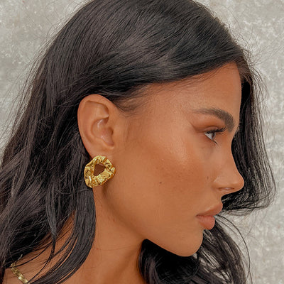 navigation image EARRINGS