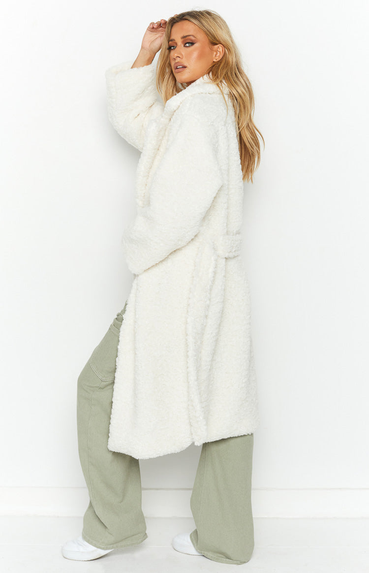 Harlen White Teddy Coat Image