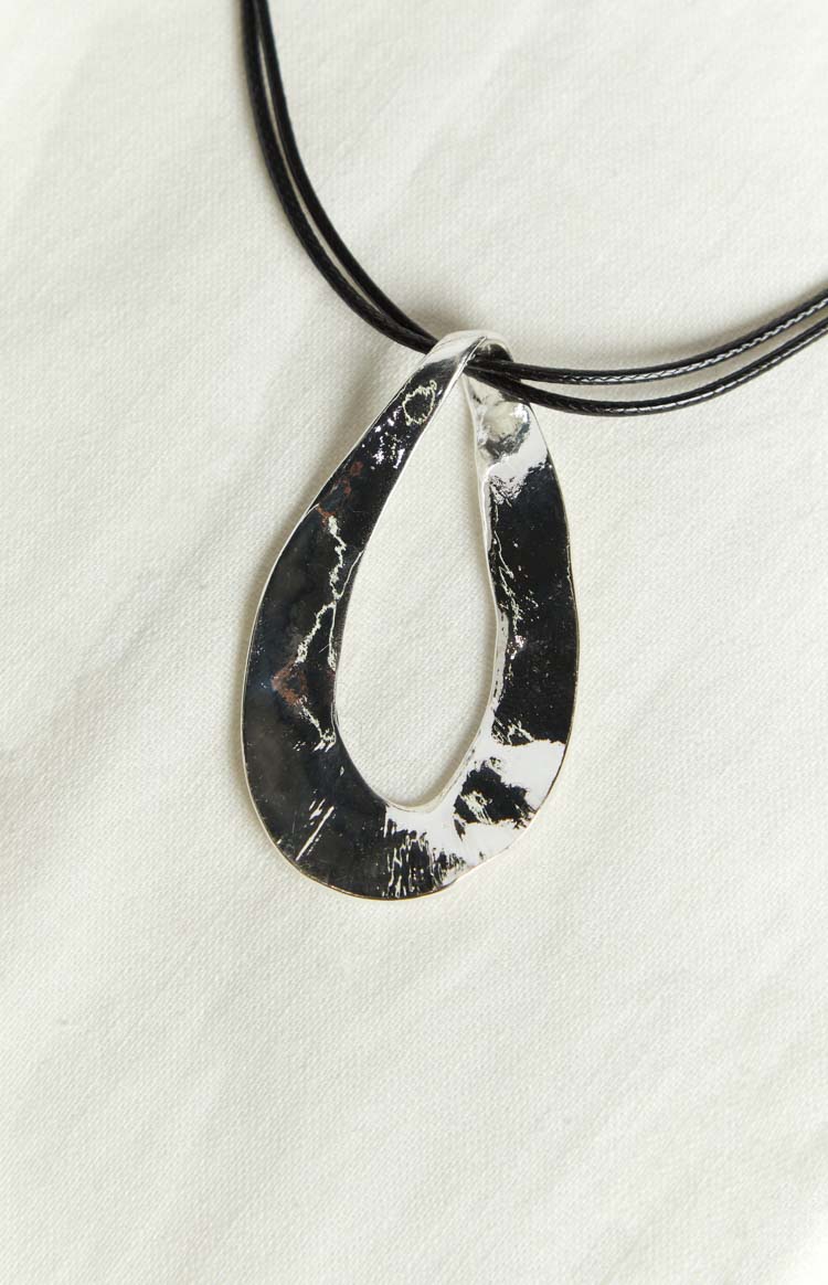 Jasmyn Silver Pendant Necklace Image