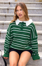 Lioness Rising Sun Jersey Forest Green Image