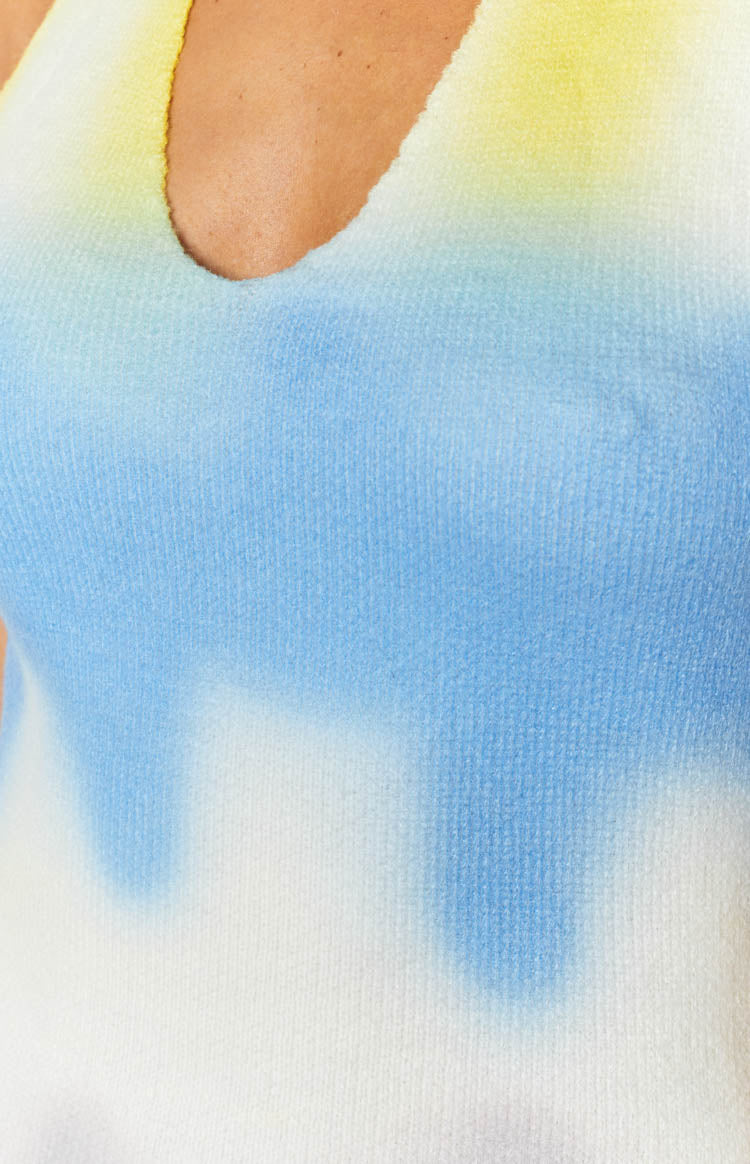V-neck ribbed knit dress with yellow, blue, and white gradient spray paint pattern