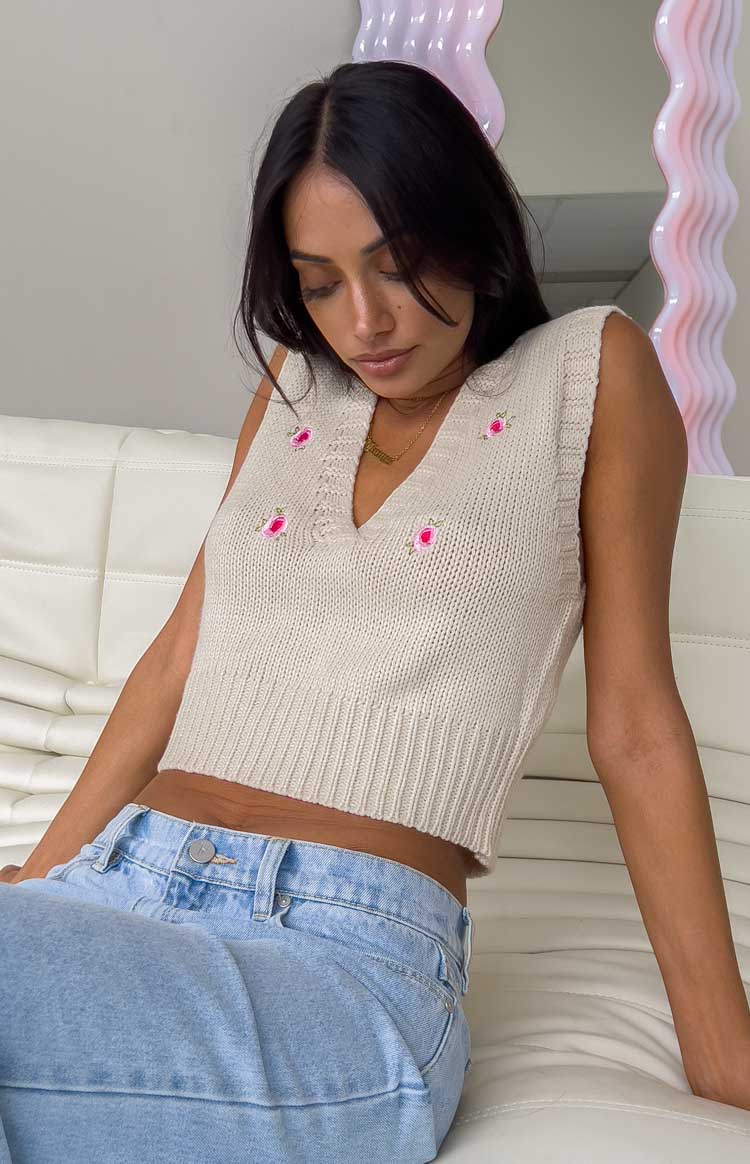 The Susie Vest Cream Image